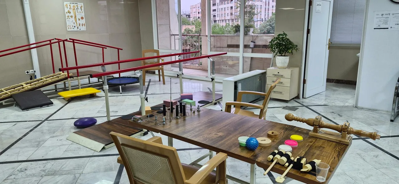 کاردرمانی و گفتار درمانی توفیقی