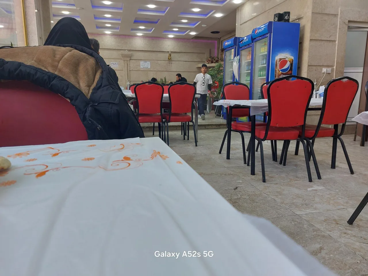 طباخی لاله - تصویر 2