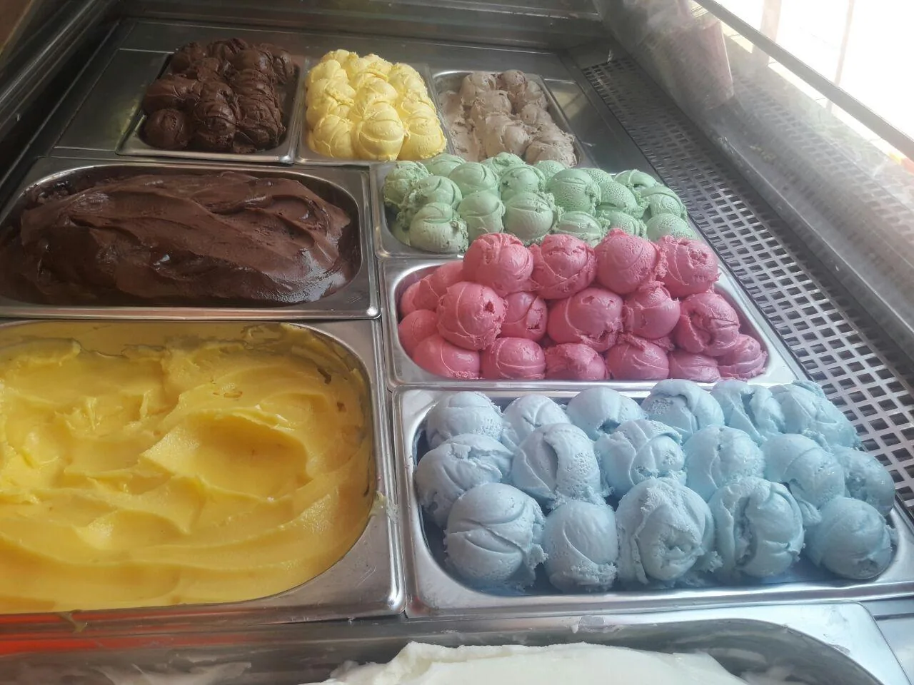 بستنی دادلی - تصویر 4