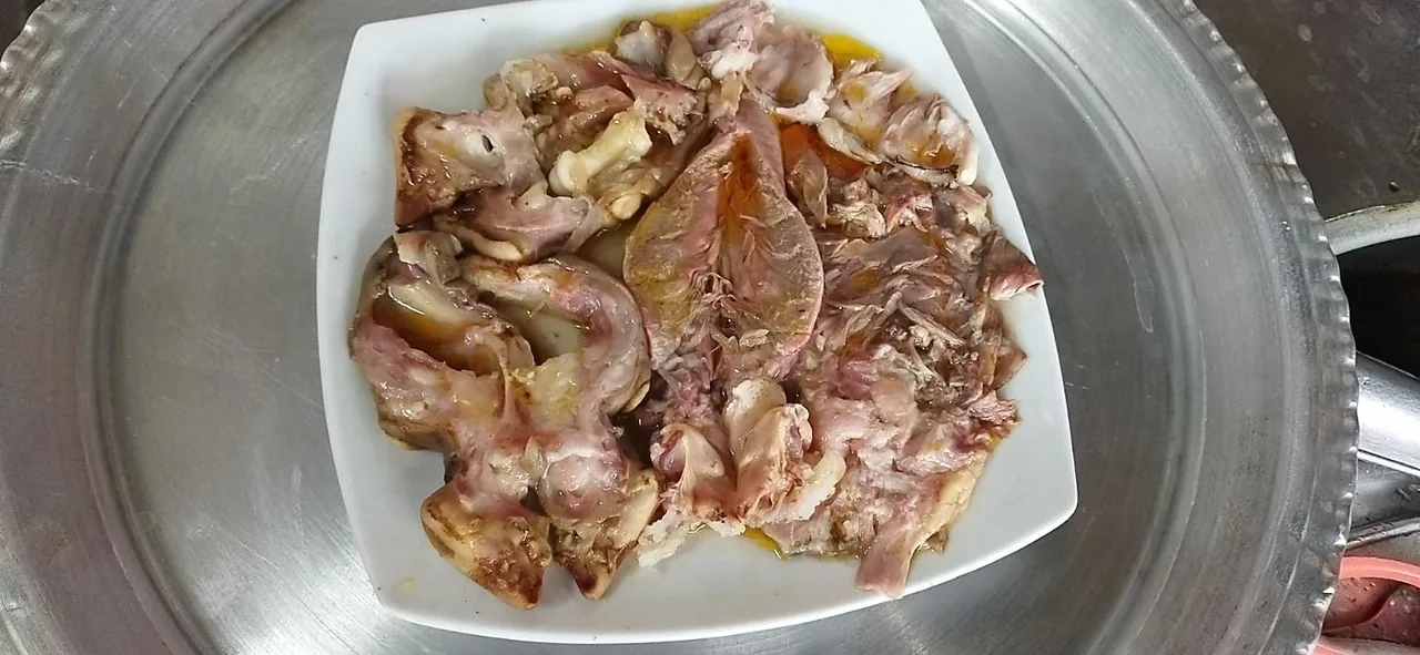 طباخی و جگر سرای ایرونی - تصویر 3
