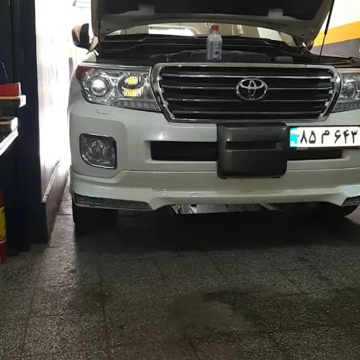 تعمیرگاه و خدمات خودرویی اسدی