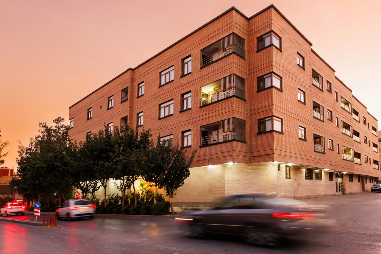 هتل آپارتمان ناژوان - تصویر 2
