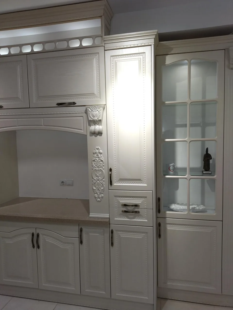نمایشگاه کابینت و دکوراسیون داخلی رونا چوب - تصویر 2