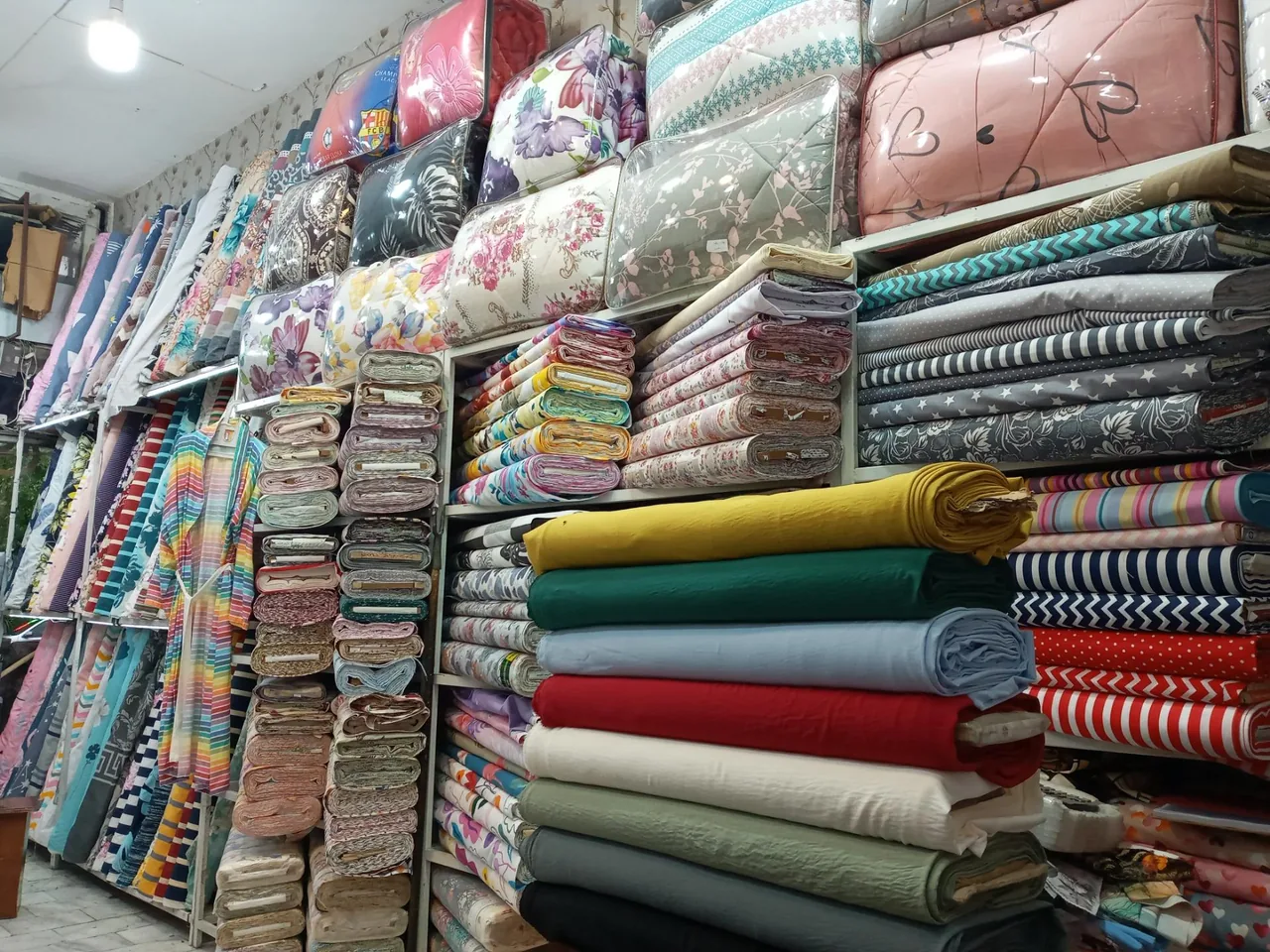 پارچه سرای احمدی - تصویر 3