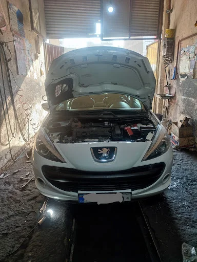 تعمیرگاه آذری