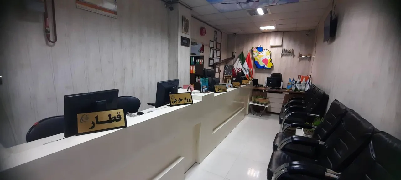 فانوس راه زرین خاورمیانه - تصویر 3