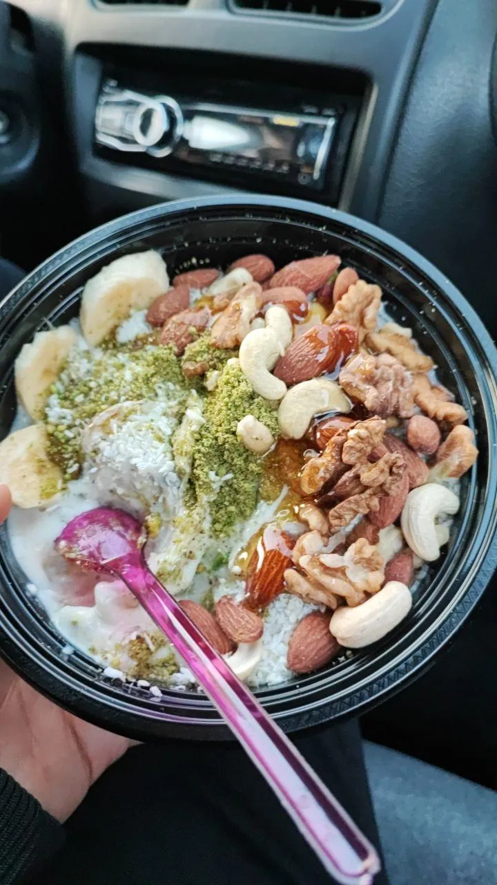 آبمیوه و بستنی دایی غلام - تصویر 4