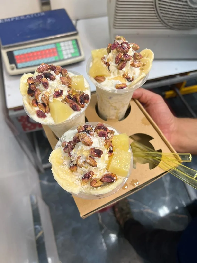 بستنی و آبمیوه کشاورز - تصویر 2