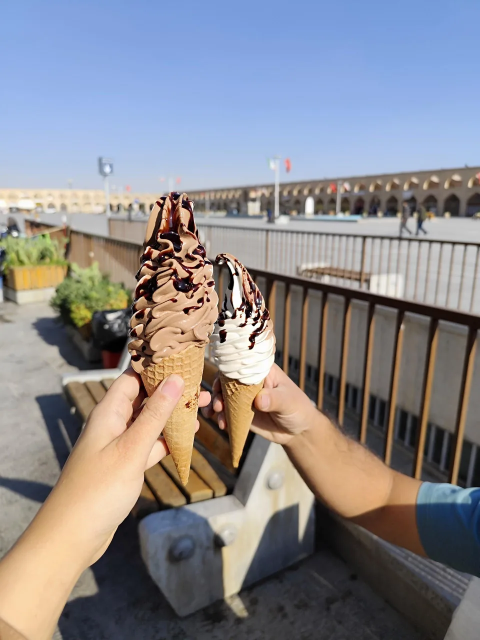 آبمیوه و بستنی بار - تصویر 2