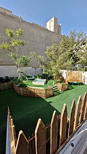 کودکستان و پیش دبستانی انیشتین