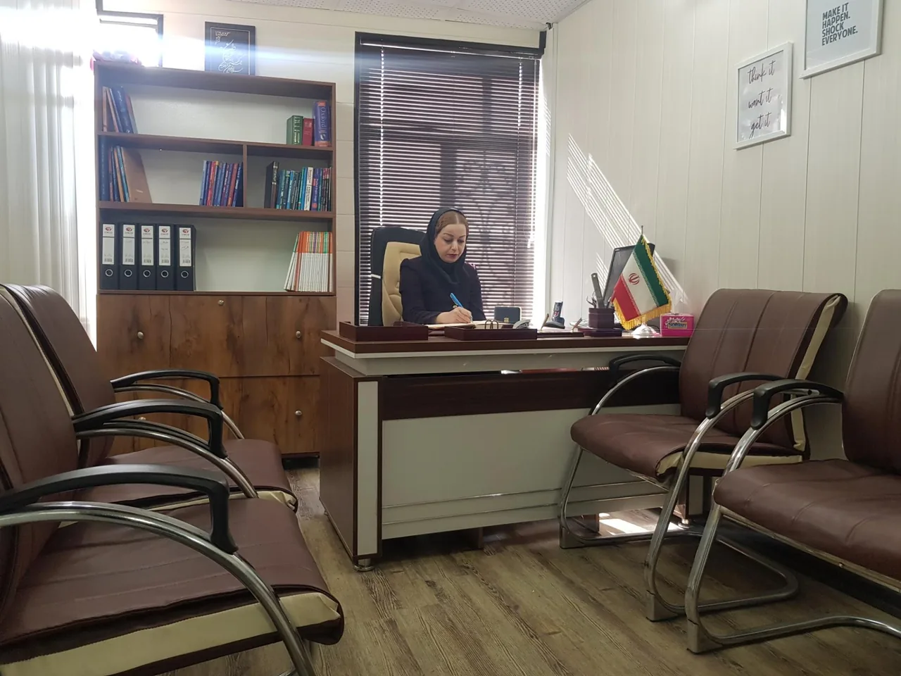 آموزشگاه زبان سفیر - تصویر 3