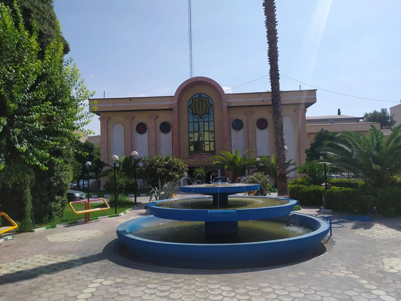 خانه معلم شیراز (باشگاه فرهنگیان) - تصویر 2