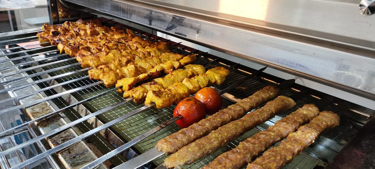 تهیه غذای هلیا - تصویر 3