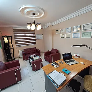دفتر حقوقی و مهاجرتی رضا زرین صدف
