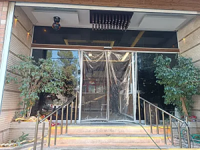 بیرون بر زندیه