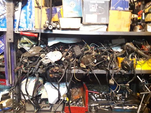 تعمیرگاه موتورسیکلت حسین ژاپنی