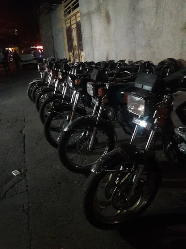 تعمیرگاه موتورسیکلت حسین ژاپنی