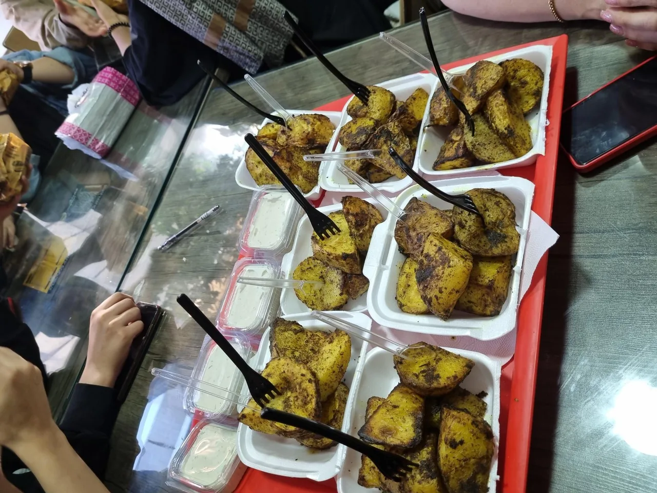 کترینگ و فست فود سالوت - تصویر 3