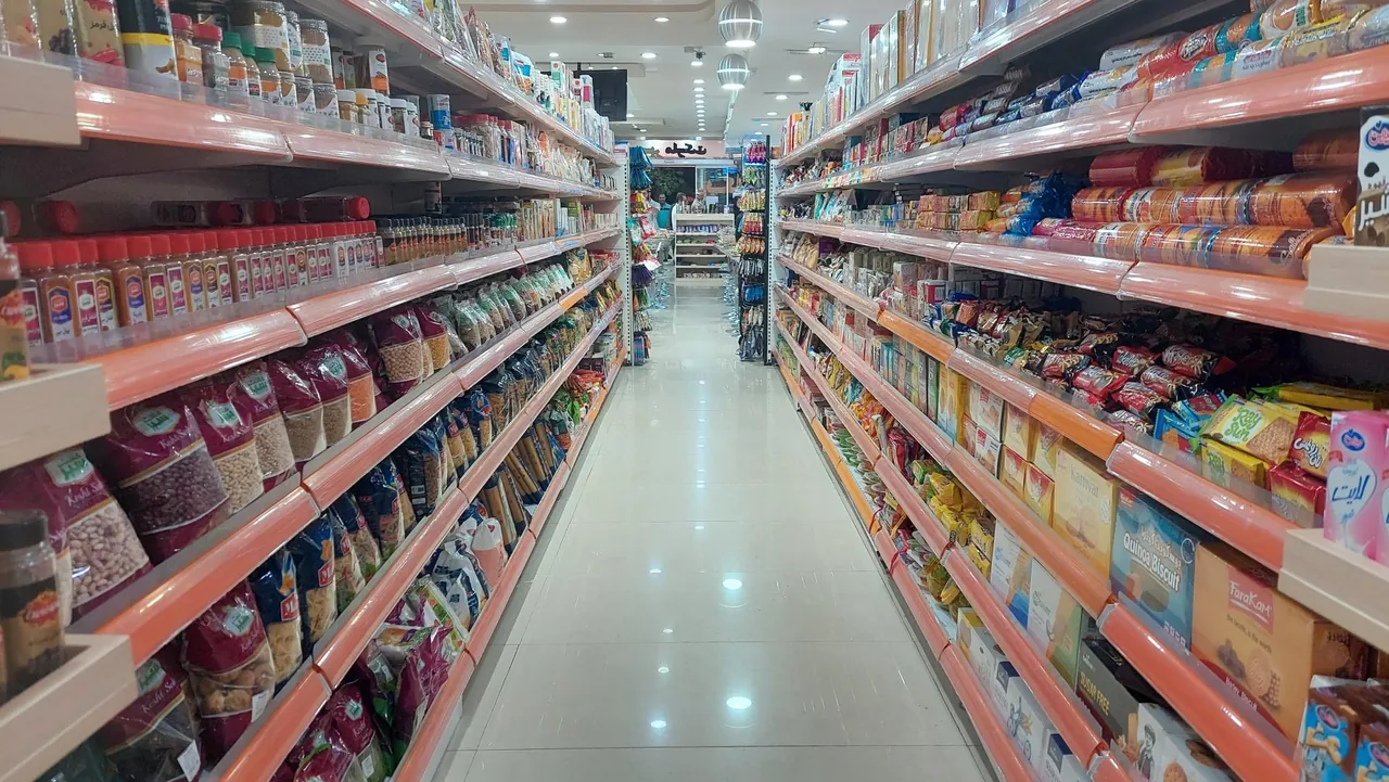 سوپر مارکت و خشکبار یکتا - تصویر 4