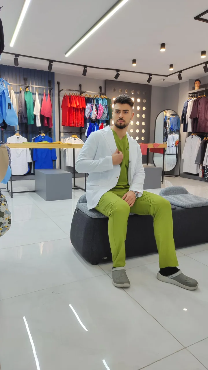 روپوش پزشکی دکتر ژوان