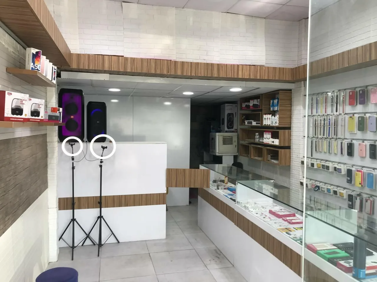 موبایل استور - تصویر 2