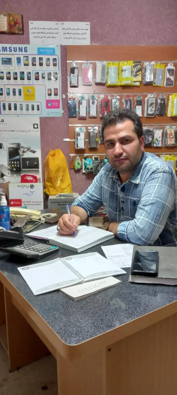 موبایل شریعتی نیا - تصویر 4