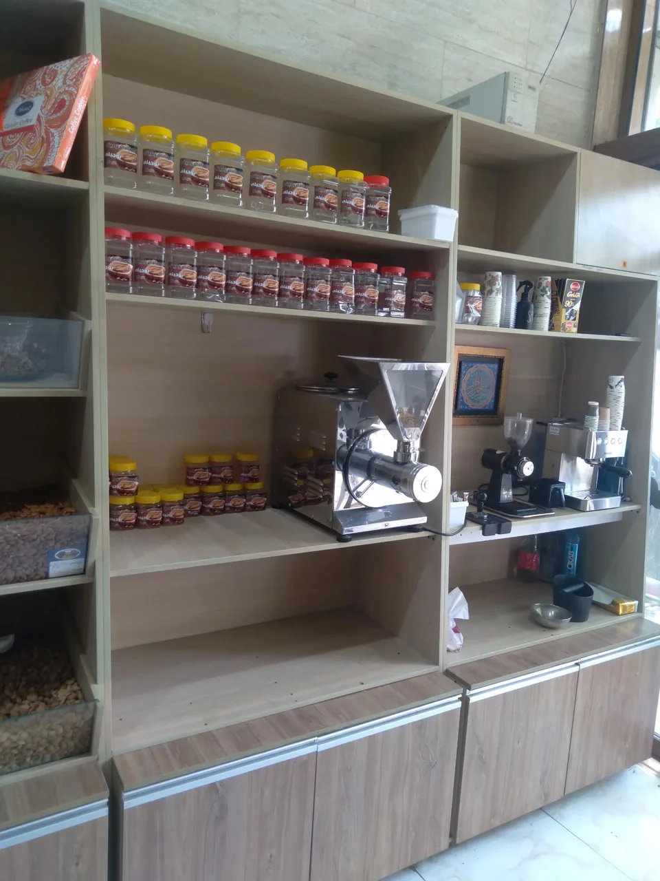 آجیل و خشکبار ممقانی - تصویر 2