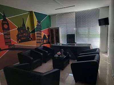 هلدینگ املاک مرکزی آقایی