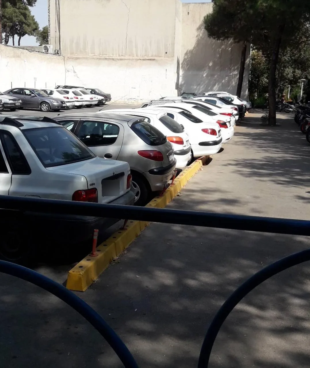پارکینگ میدان امام - تصویر 2
