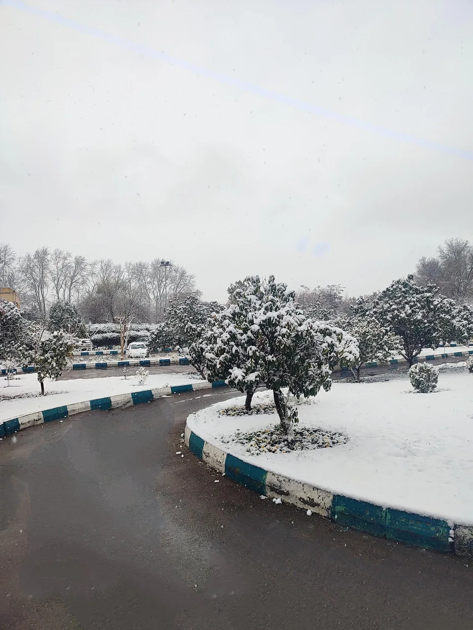پارکینگ باغ گلها