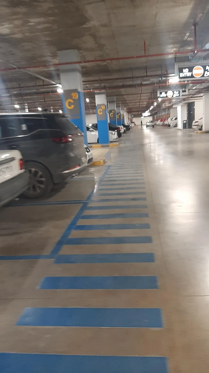 پارکینگ فدک مال