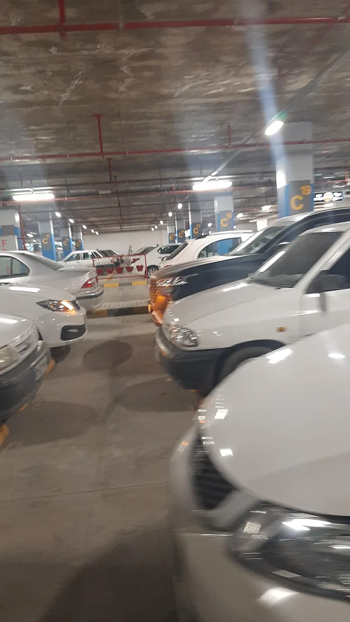 پارکینگ فدک مال - تصویر 3