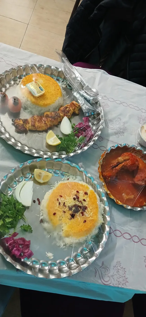 رستوران دیوان سالار - تصویر 3