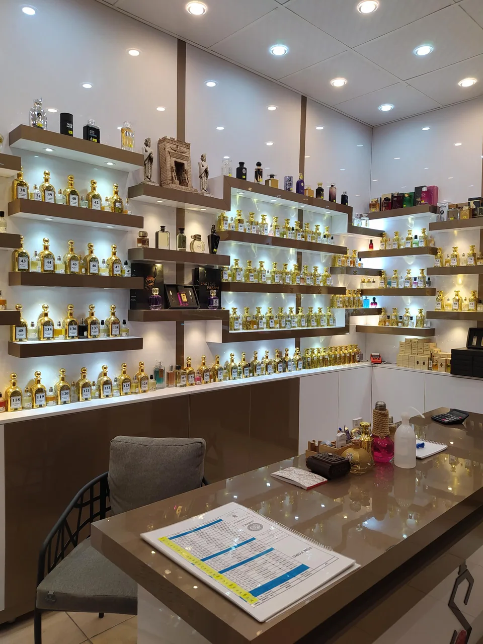 فروشگاه آقای عطر اصفهان - تصویر 3