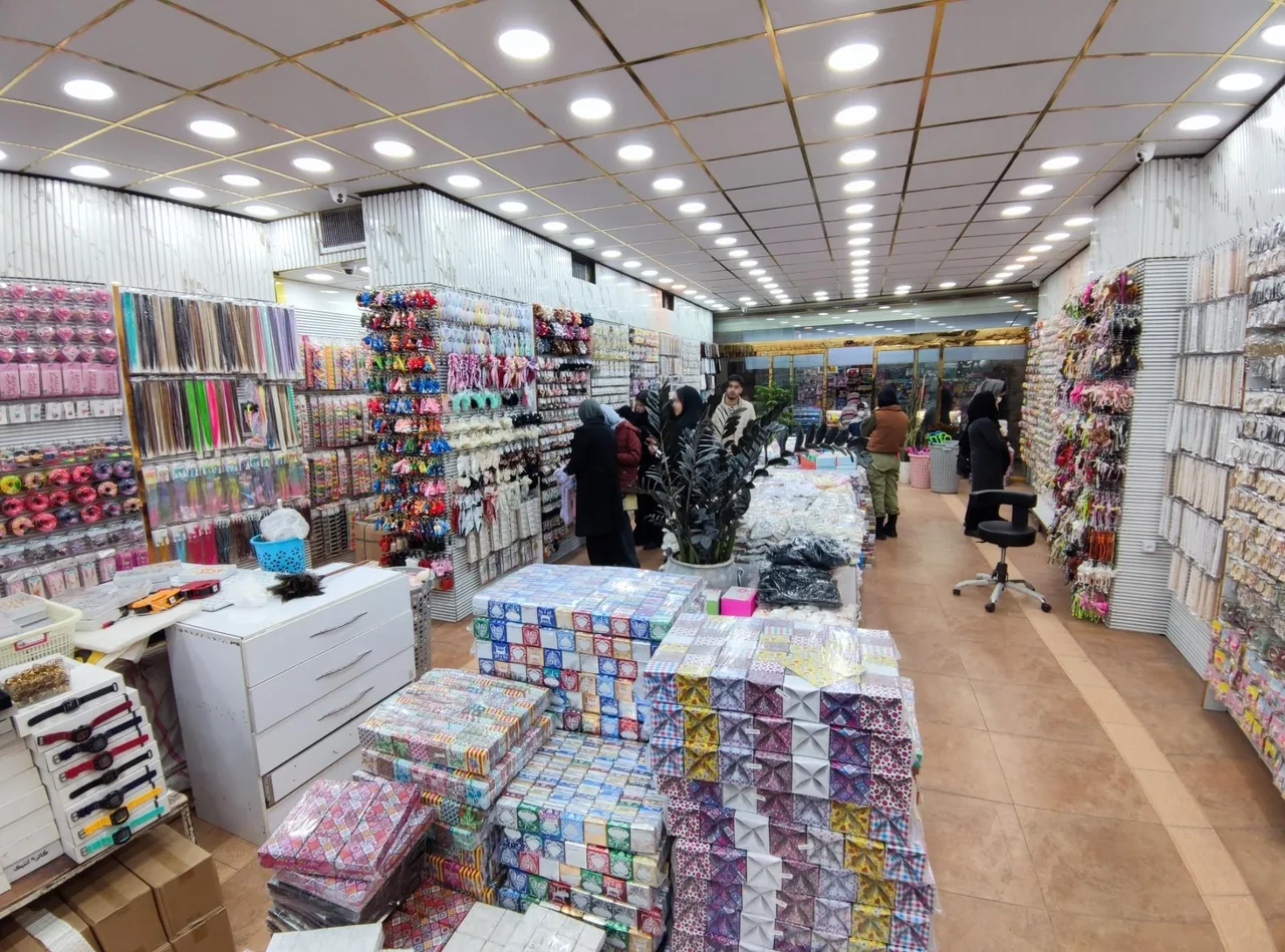 فروشگاه بدلیجات آنتیک مرکزی - تصویر 3