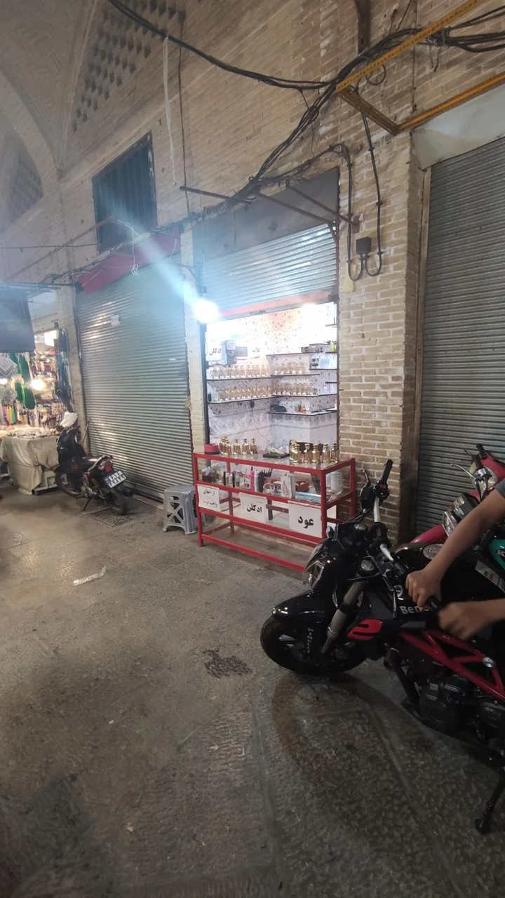 عطر الماس اصفهان - تصویر 2
