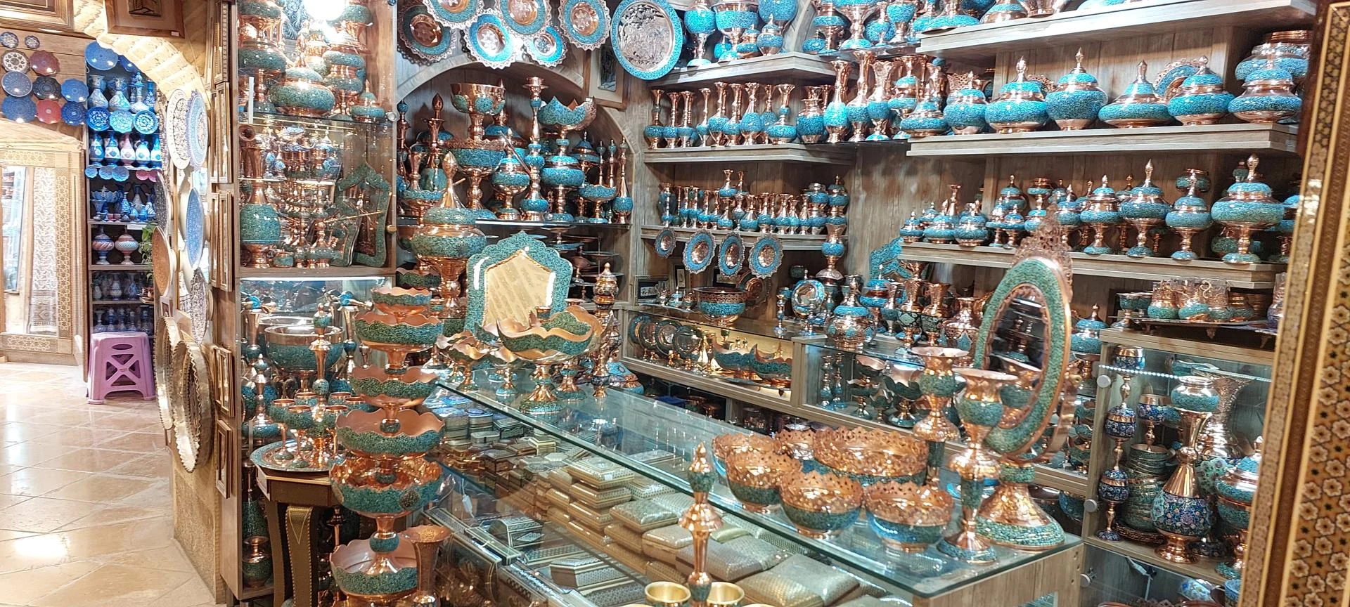 ردگل کوثر (بدلیجات) - تصویر 3