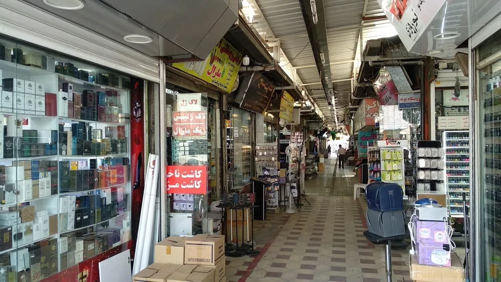 بازار انقلاب - تصویر 4