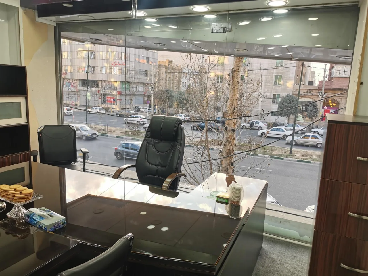 مشاورین املاک پوربمانی - تصویر 4