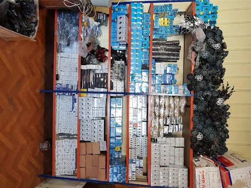 فروشگاه شیشه خودرو جوادی