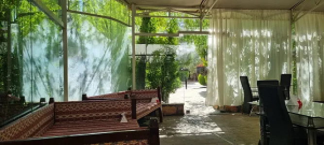 باغ رستوران رز