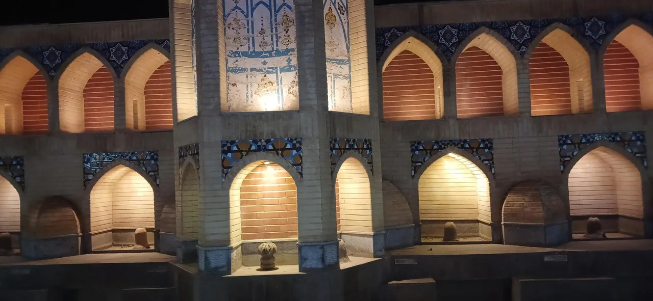 باغ رستوران خواجو - تصویر 3