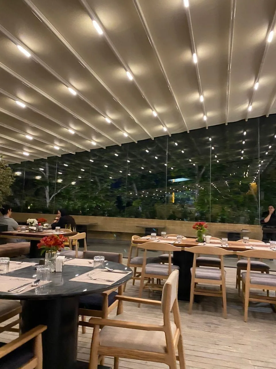 رستوران ترمه و طاووس - تصویر 2