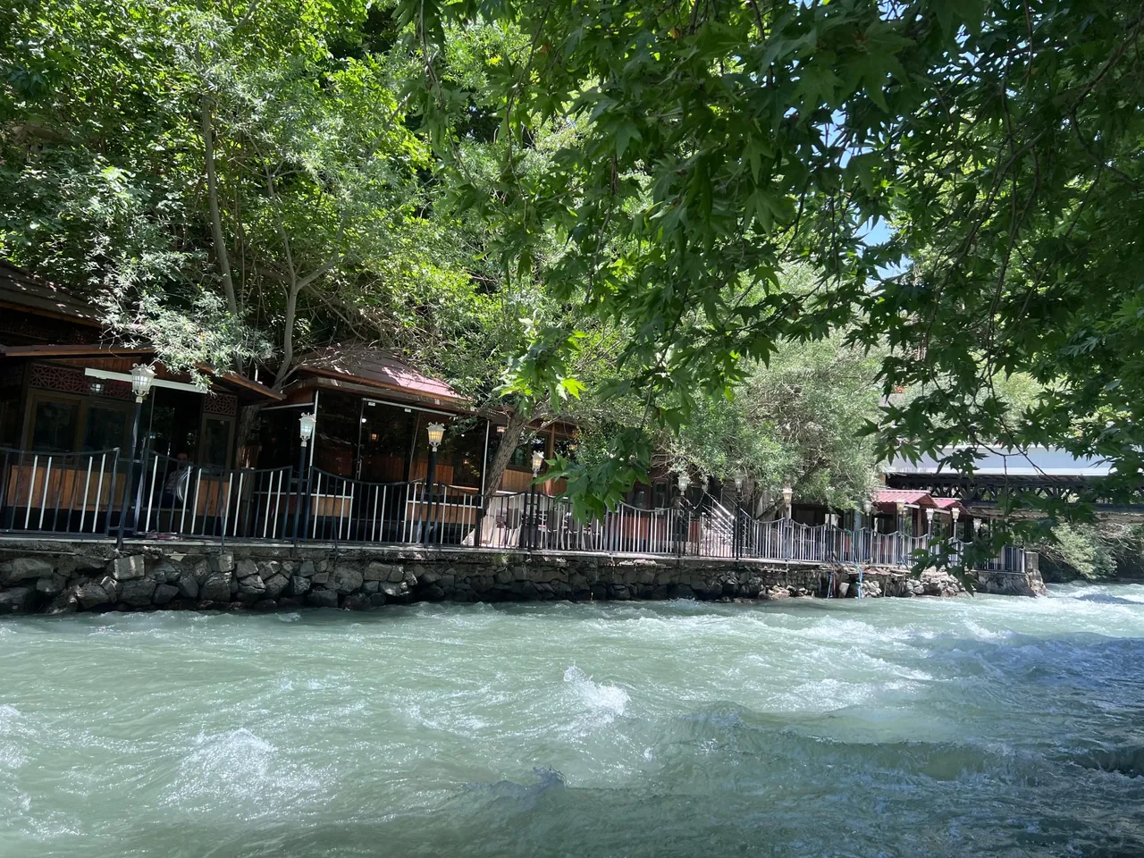 رستوران مهستان - تصویر 4