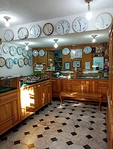 گالری ساعت تابنده