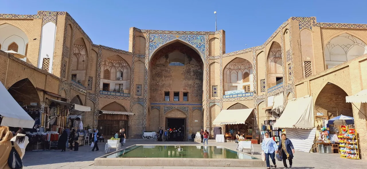 بازار قیصریه - تصویر 4