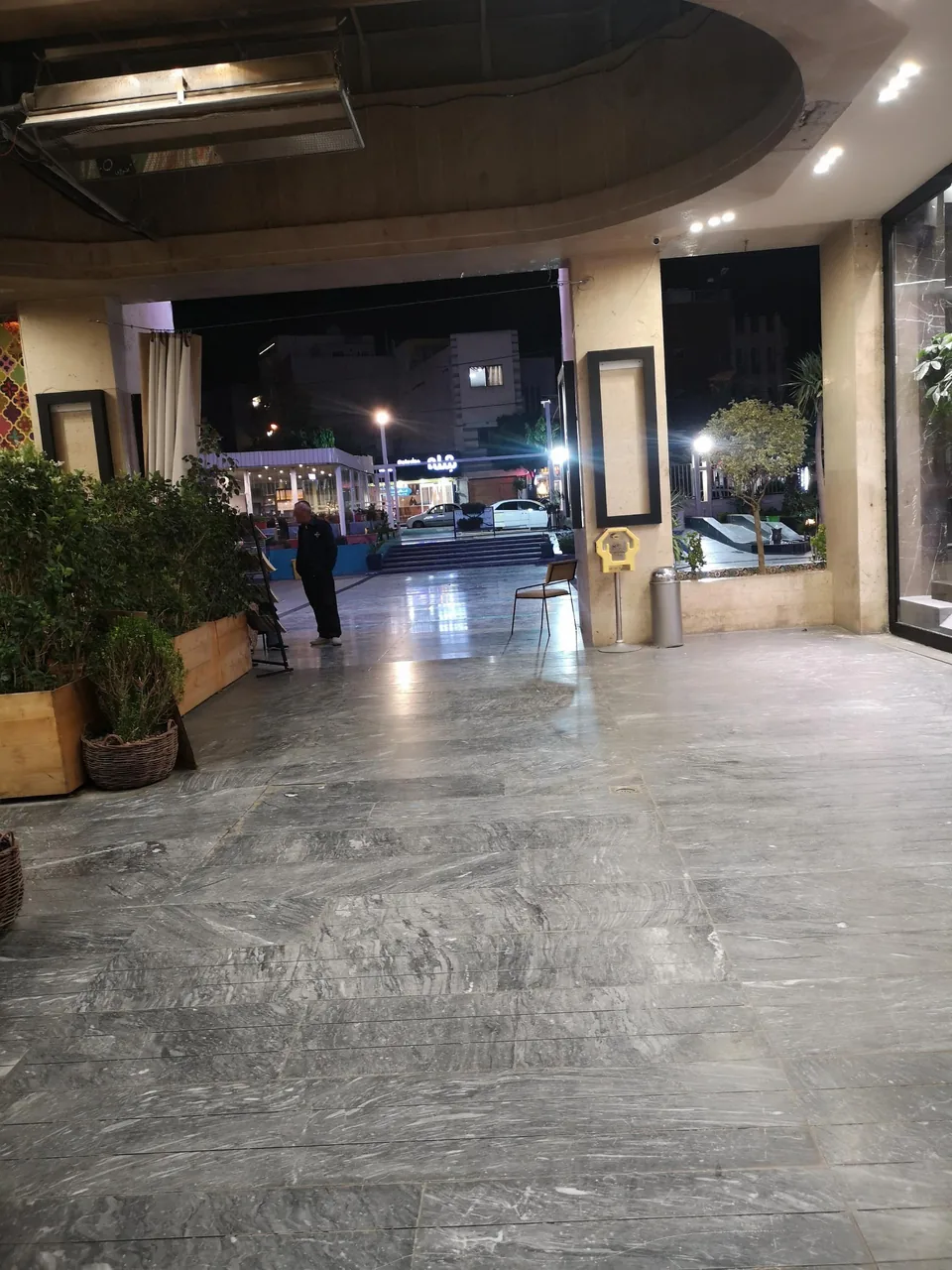 مرکز تفریحی گردشگری ایران زمین - تصویر 3