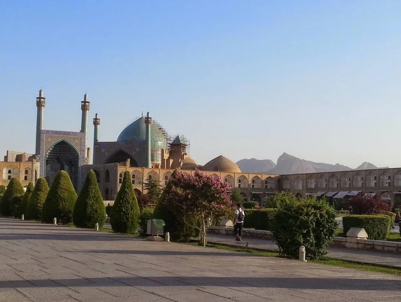 بازارچه نقش جهان