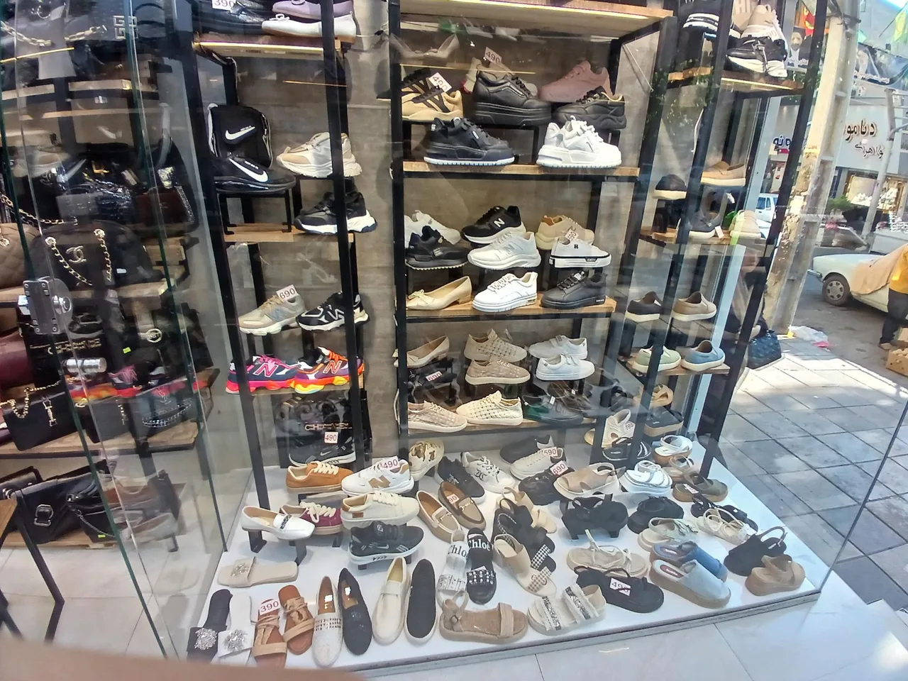 کیف و کفش موژان