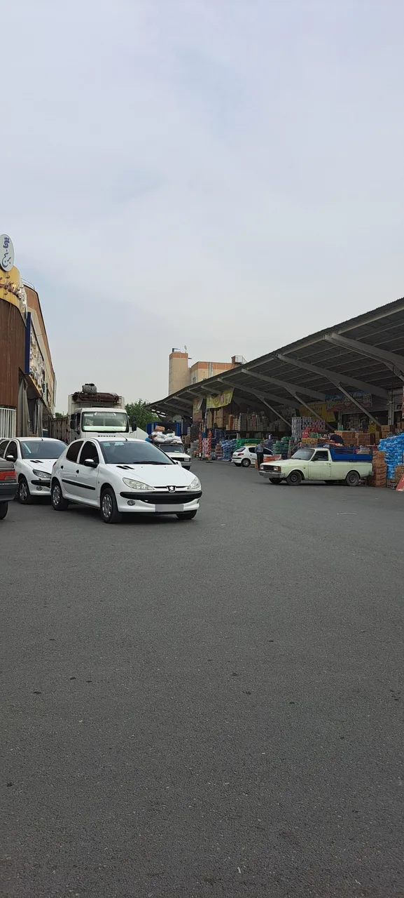 بازار عمده فروشان پاسارگاد - تصویر 4